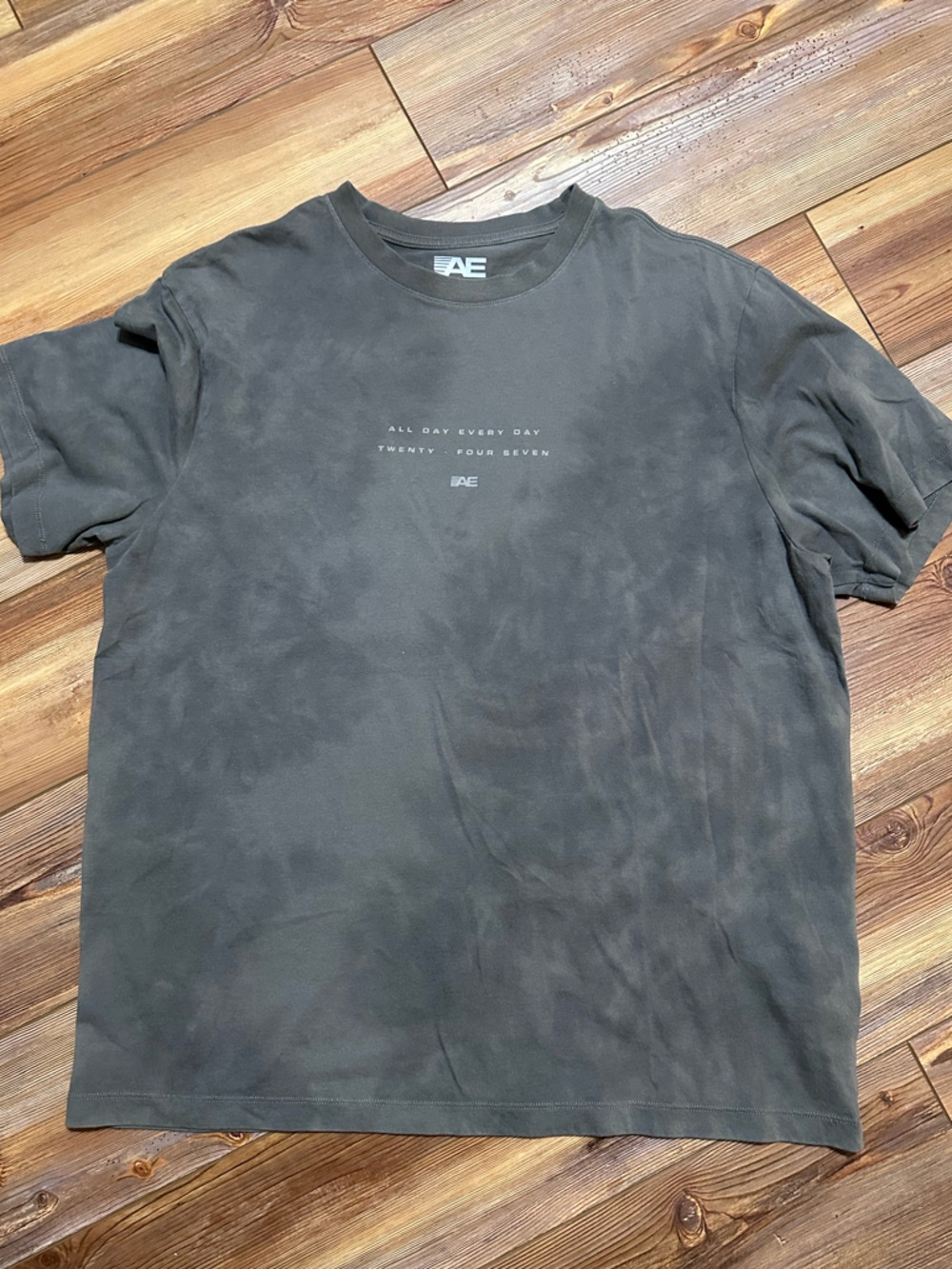 American Eagle Outfitters Men's Washed Charcoal Graphic Tee